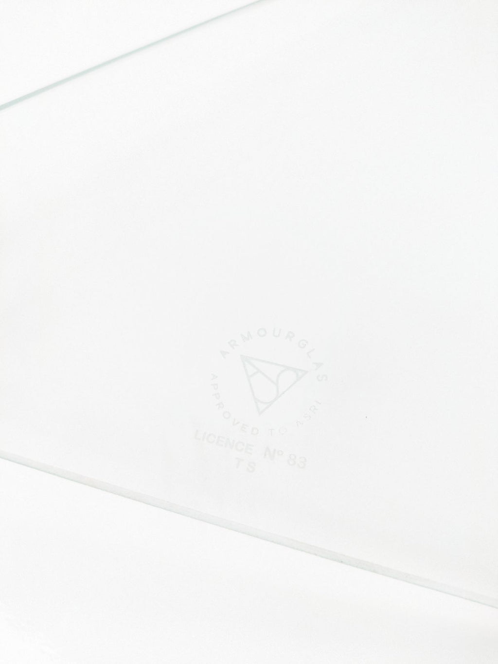 FORD XW XY SEDAN RIGHT REAR QUARTER GLASS - CLEAR