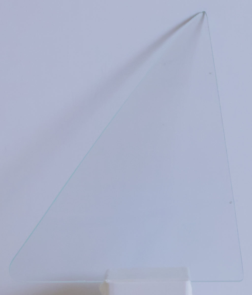 FORD XW XY SEDAN RIGHT REAR QUARTER GLASS - CLEAR